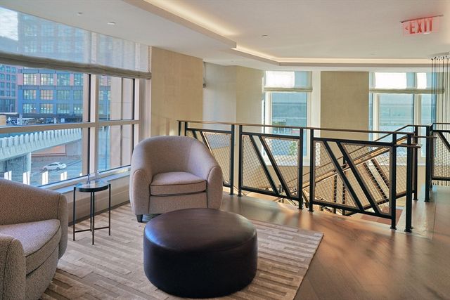 100 Lovejoy Place 12H, Boston, MA 02114