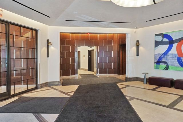 100 Lovejoy Place 12H, Boston, MA 02114