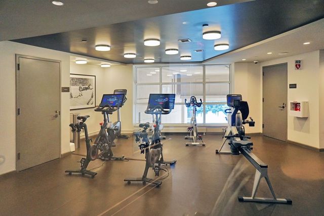 100 Lovejoy Place 12H, Boston, MA 02114