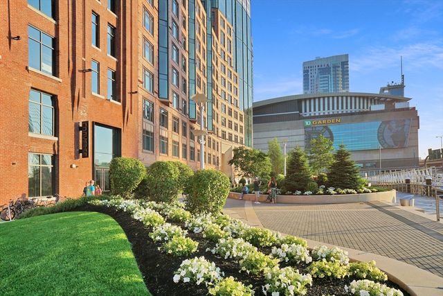 100 Lovejoy Place 12H, Boston, MA 02114