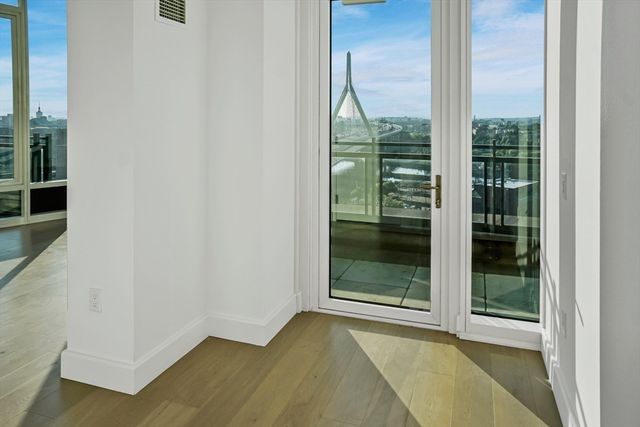 100 Lovejoy Place 12H, Boston, MA 02114