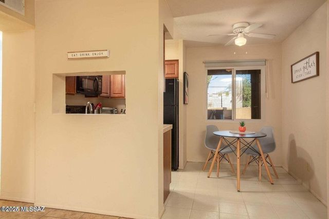 1810 E Blacklidge Dr Apt 106, Tucson, AZ 85719