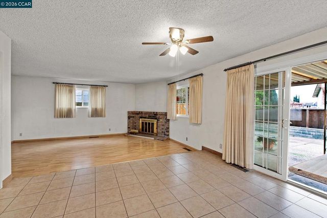 2127 Commodore Dr, San Jose, CA 95133