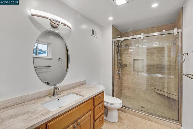 2127 Commodore Dr, San Jose, CA 95133