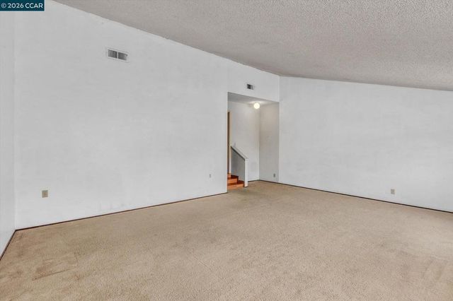 2127 Commodore Dr, San Jose, CA 95133