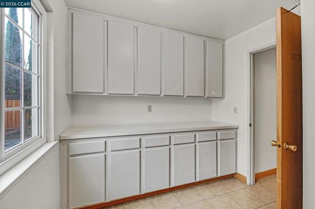 2127 Commodore Dr, San Jose, CA 95133