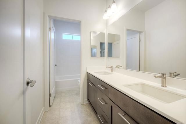 10653 Golden Willow 143, San Diego, CA 92130