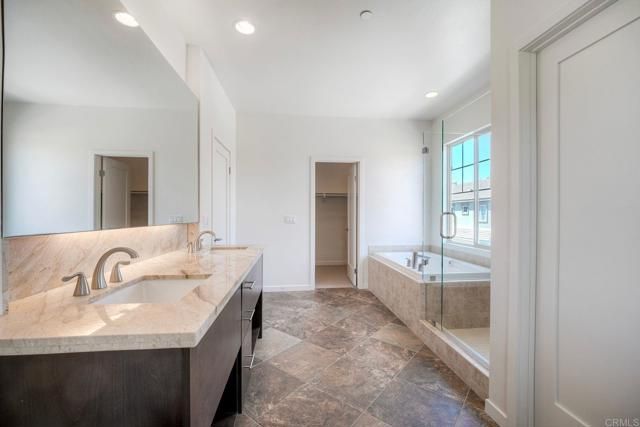 10653 Golden Willow 143, San Diego, CA 92130