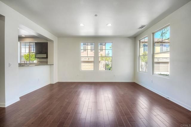 10653 Golden Willow 143, San Diego, CA 92130