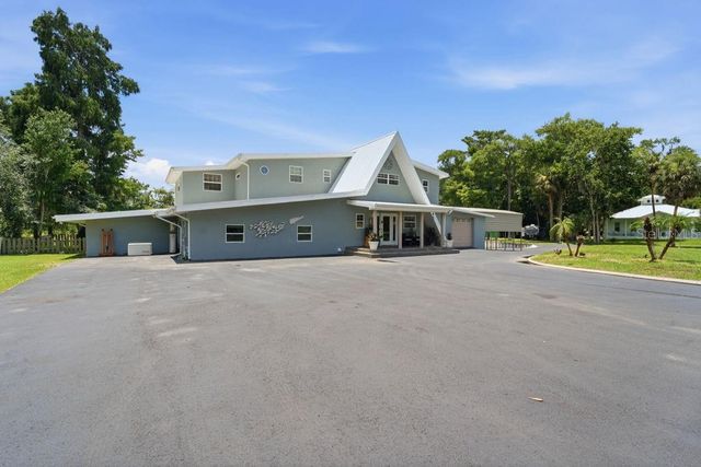 220 BRANDY COURT, Deltona, FL 32725