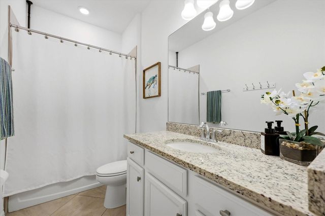 2611 AVOLET COURT, Bradenton, FL 34211