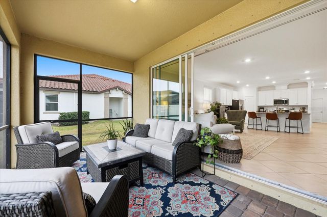 2611 AVOLET COURT, Bradenton, FL 34211