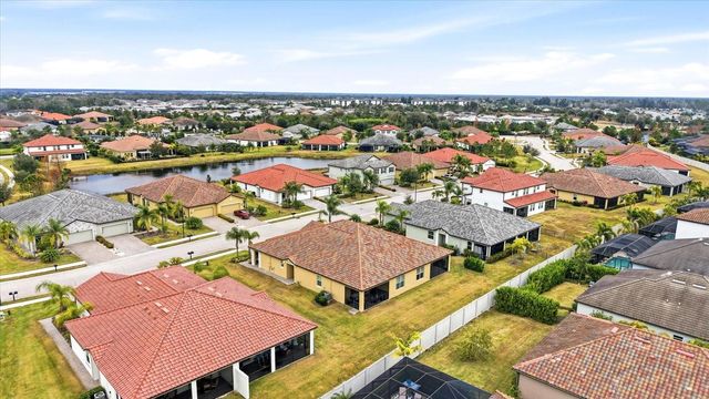 2611 AVOLET COURT, Bradenton, FL 34211