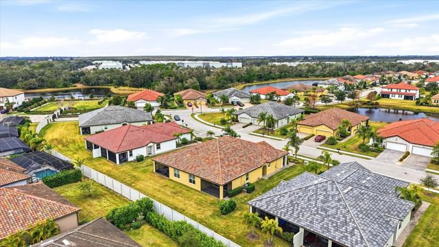 2611 AVOLET COURT, Bradenton, FL 34211