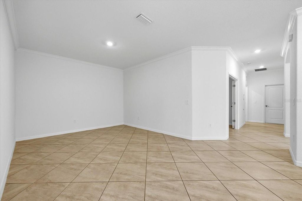 Image 19 of property listing at 2611 AVOLET COURT, Bradenton, FL 34211