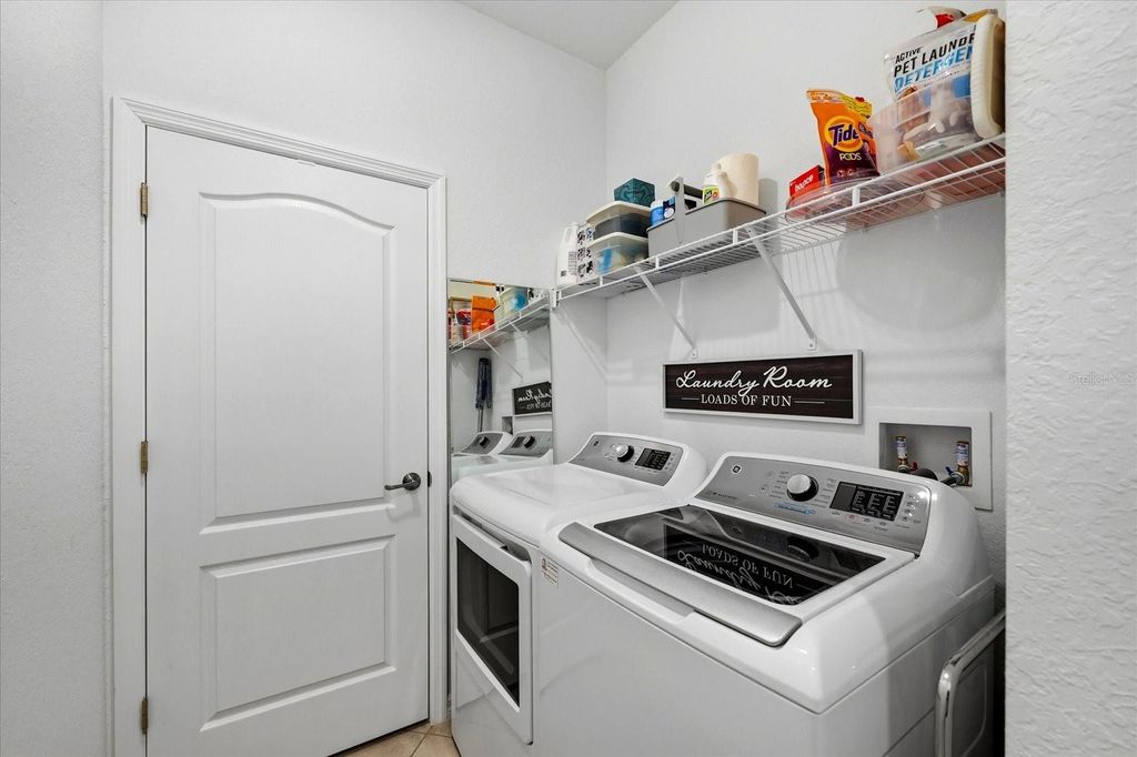 Image 28 of property listing at 2611 AVOLET COURT, Bradenton, FL 34211