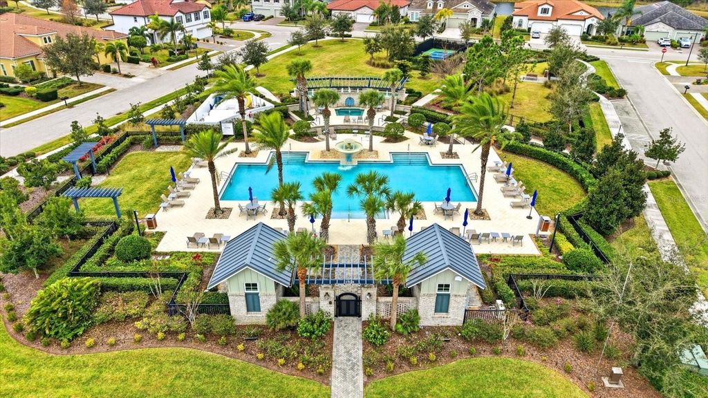 Image 42 of property listing at 2611 AVOLET COURT, Bradenton, FL 34211