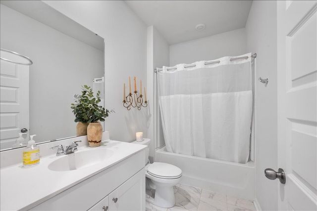 591 Spanish Wells Road, Summerville, SC 29486