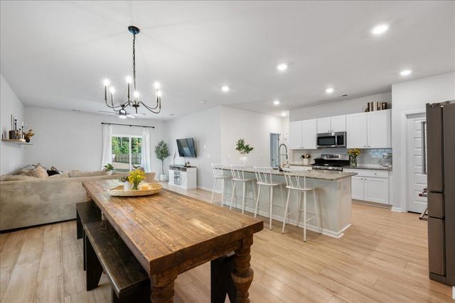 591 Spanish Wells Road, Summerville, SC 29486