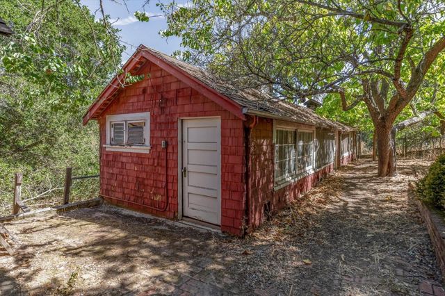 15895 Ravine Road, Los Gatos, CA 95030