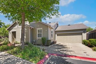 880 Holley Ct, Folsom, CA 95630