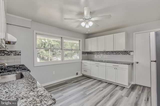 12802 LEAHY DR, Rockville, MD 20851