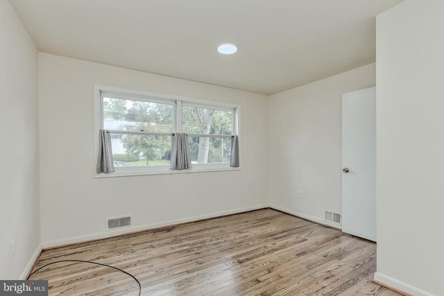 12802 LEAHY DR, Rockville, MD 20851