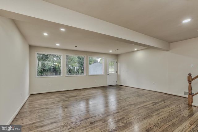 12802 LEAHY DR, Rockville, MD 20851