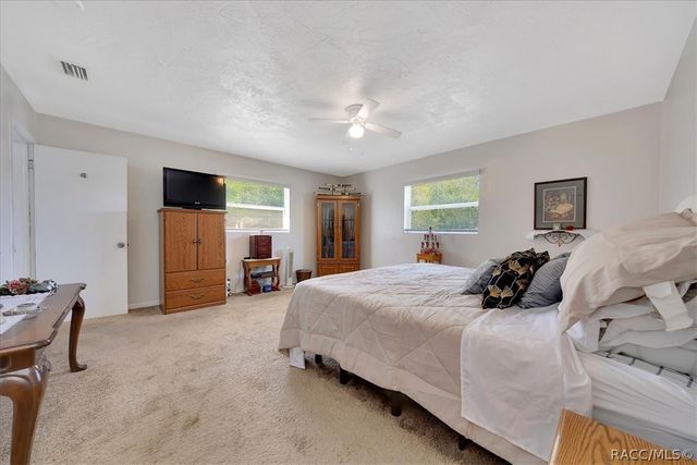66 S Desoto Street, Beverly Hills, FL 34465