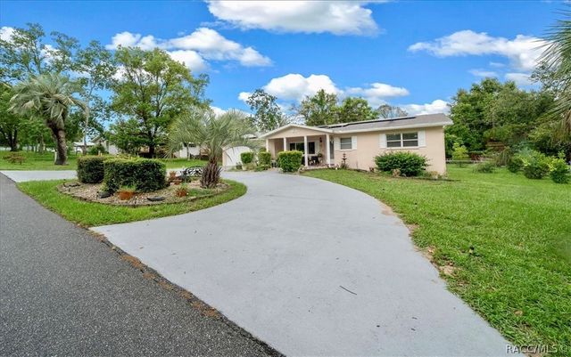 66 S Desoto Street, Beverly Hills, FL 34465