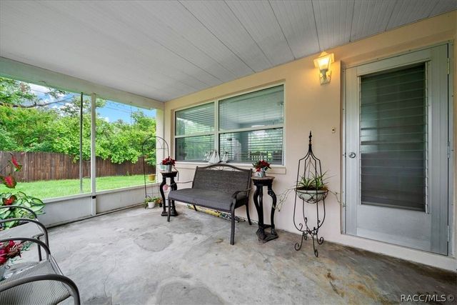 66 S Desoto Street, Beverly Hills, FL 34465