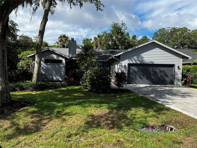 4594 TRAILS DRIVE, Sarasota, FL 34232