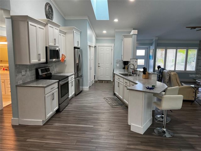 4594 TRAILS DRIVE, Sarasota, FL 34232