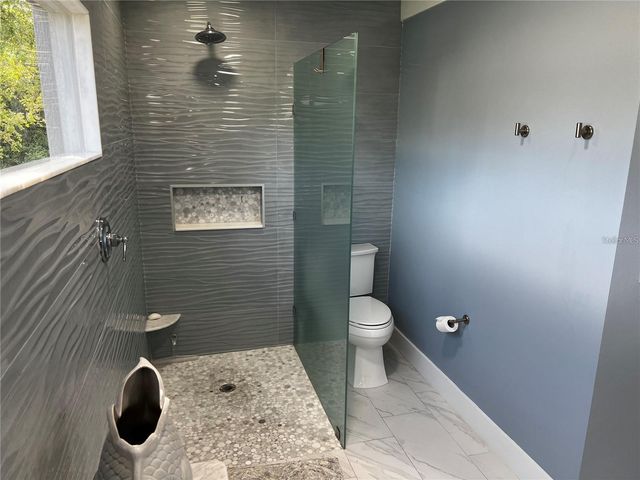 4594 TRAILS DRIVE, Sarasota, FL 34232