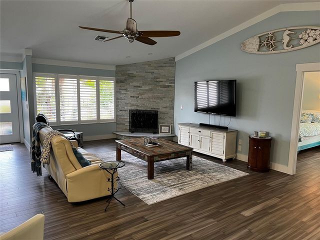 4594 TRAILS DRIVE, Sarasota, FL 34232