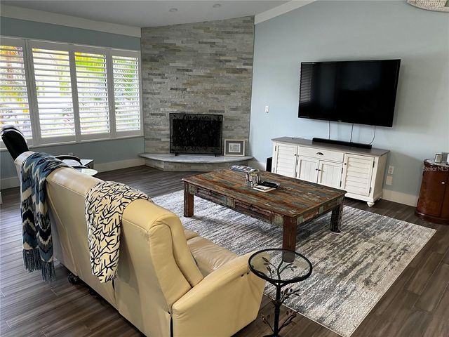 4594 TRAILS DRIVE, Sarasota, FL 34232