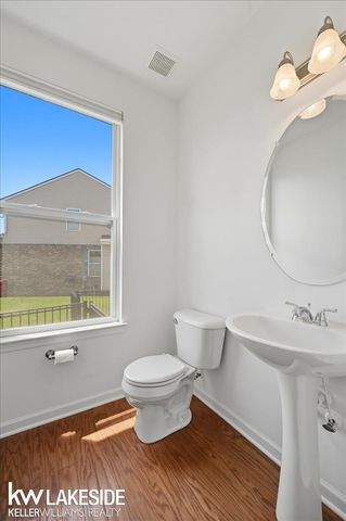 21965 Bellewood Drive, Macomb, MI 48044