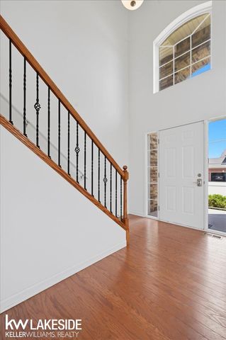 21965 Bellewood Drive, Macomb, MI 48044