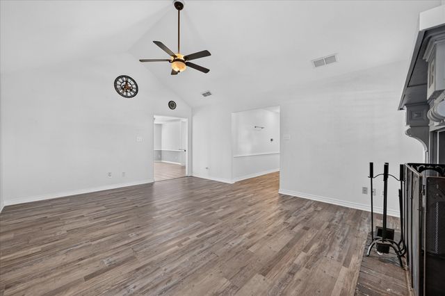 3315 Dasher Street, Lancaster, TX 75146