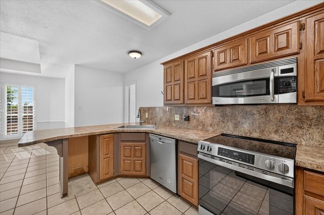 3315 Dasher Street, Lancaster, TX 75146