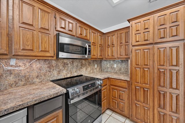 3315 Dasher Street, Lancaster, TX 75146