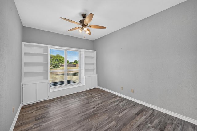 3315 Dasher Street, Lancaster, TX 75146