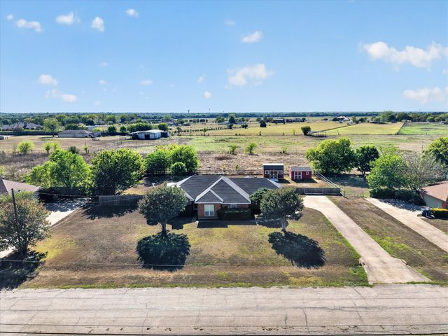 3315 Dasher Street, Lancaster, TX 75146