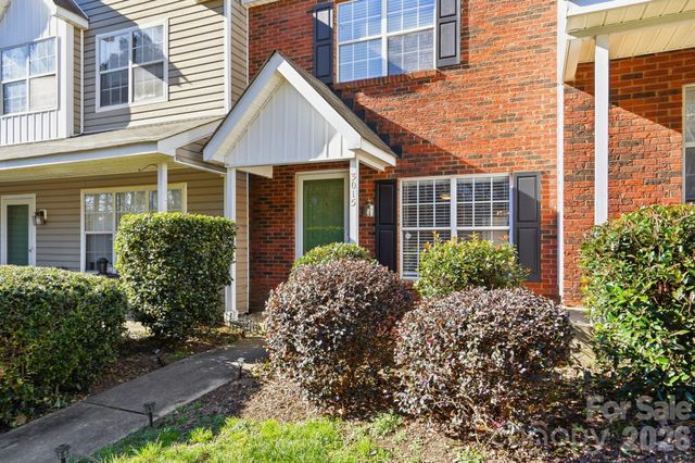 3015 Summercroft Lane, Charlotte, NC 28269