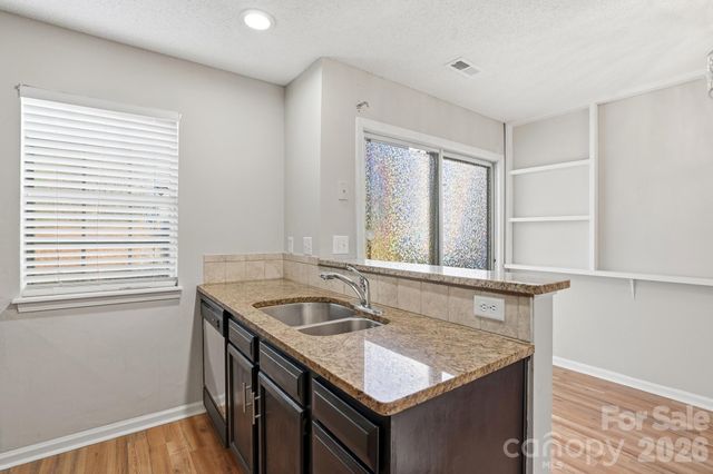 3015 Summercroft Lane, Charlotte, NC 28269