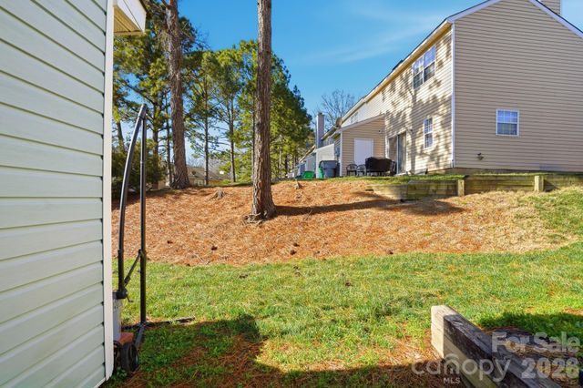3015 Summercroft Lane, Charlotte, NC 28269