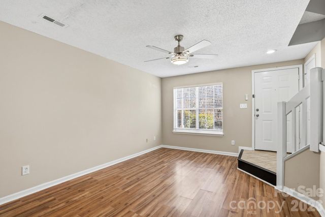 3015 Summercroft Lane, Charlotte, NC 28269