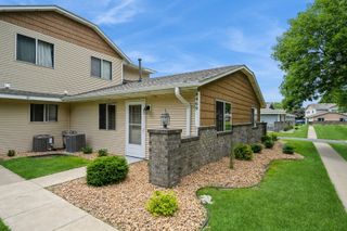 8469 S Pond Trail, Champlin, MN 55316