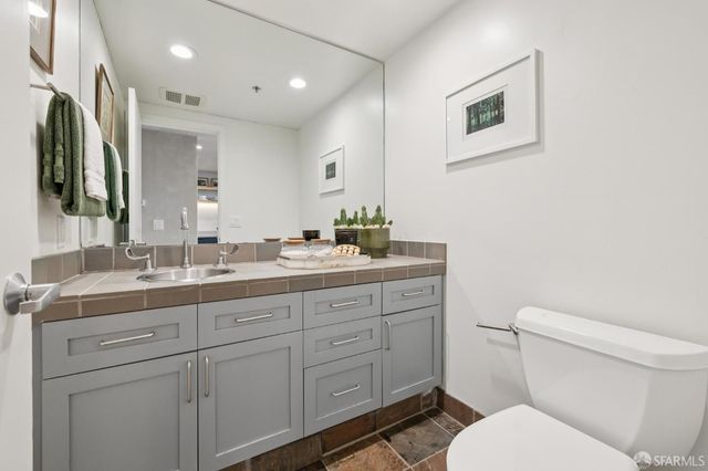 2170 Harrison Street 8, San Francisco, CA 94110