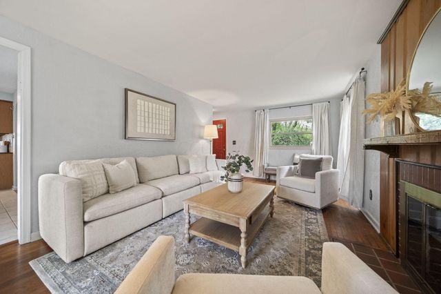 664 Brookside Drive, Columbus, OH 43209